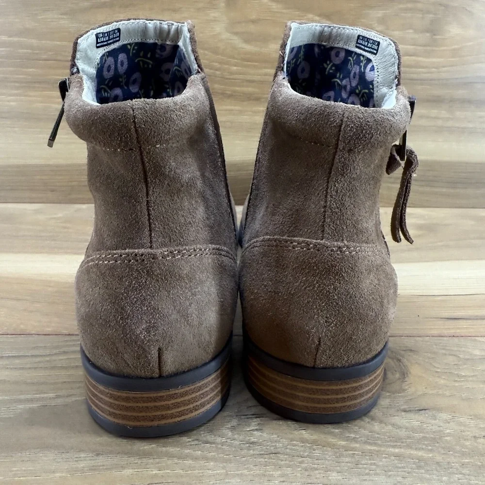 Revitalign Womens Boots Size 8.5 Sunbow Suede Boot Brown Ankle Comfort Zip